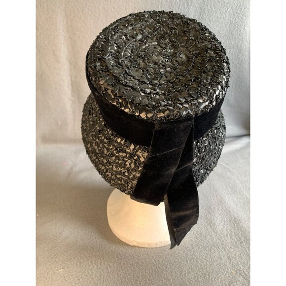 Ladies Black Raffia Hat with Velvet Ribbon Band sz 22 Vintage - Picture 3 of 10